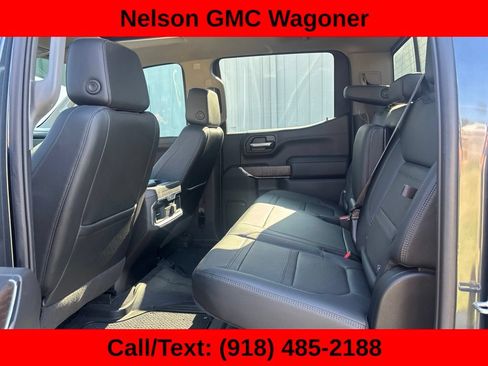Used 2022 GMC Sierra 1500 Denali w/ Denali Premium Package AWD/4WD image 10