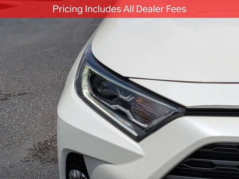 Certified 2020 Toyota RAV4 XSE w/ XSE Grade Weather Package AWD/4WD image 11