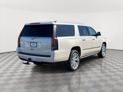 Used 2015 Cadillac Escalade ESV Platinum AWD/4WD image 6