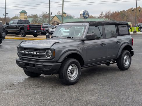 New 2025 Ford Bronco 4-Door AWD/4WD image 2