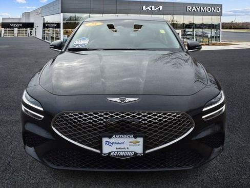 Used 2025 Genesis G70 2.5T image 8