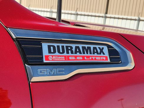 Used 2023 GMC Sierra 2500 AT4 w/ AT4 Premium Plus Package image 9