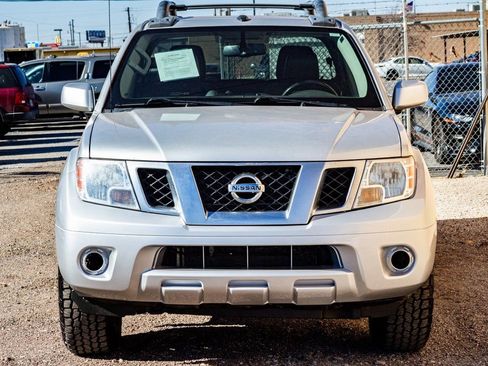 Used 2020 Nissan Frontier PRO-4X w/ Pro-4x Utility Package image 9