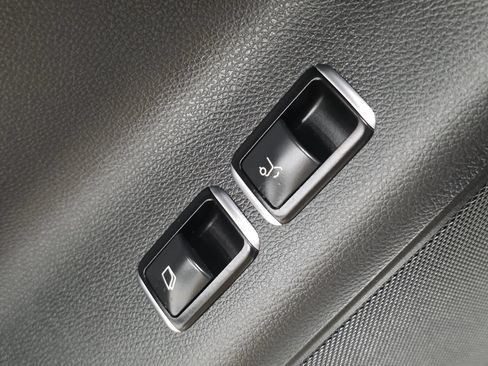 Used 2015 Mercedes-Benz GL 450 4MATIC image 30