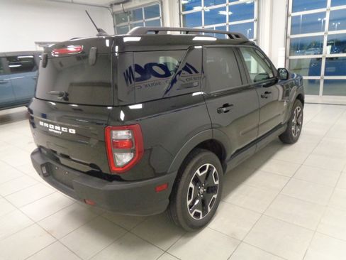 Used 2023 Ford Bronco Sport Outer Banks image 5