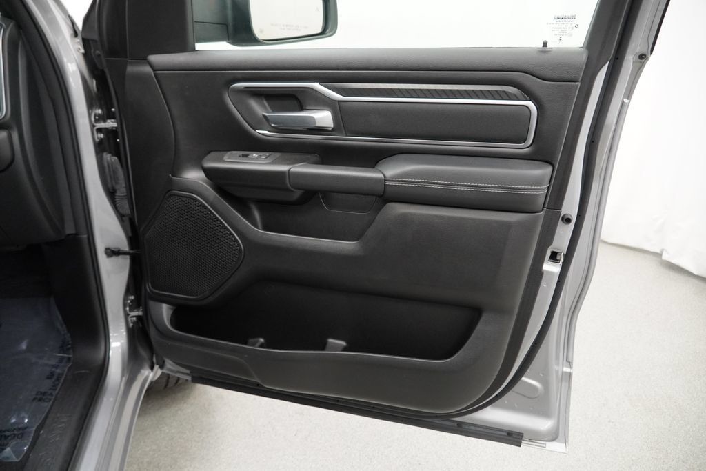 Used 2025 RAM 1500 Big Horn AWD/4WD image 38