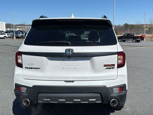 Used 2023 Honda Passport TrailSport image 7
