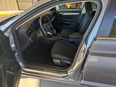 Used 2025 Volkswagen Jetta S FWD image 4