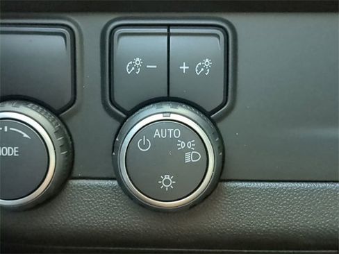 Used 2021 Chevrolet Tahoe RST image 28