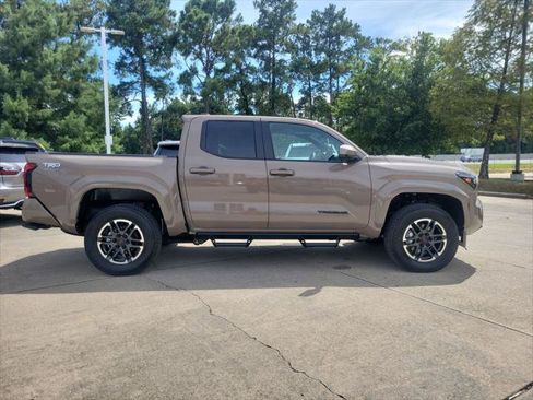 Certified 2026 Toyota Tacoma TRD Sport RWD image 8