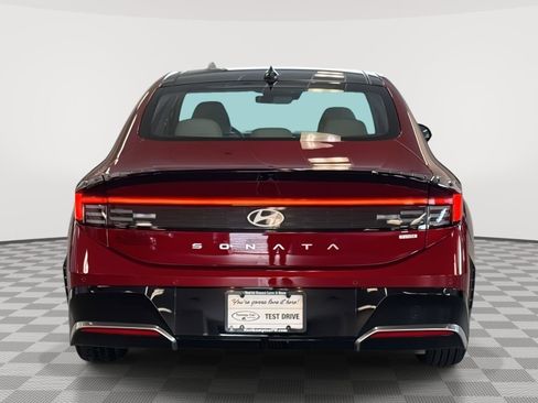 New 2025 Hyundai Sonata Limited image 6