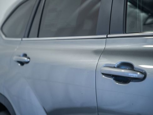 New 2026 Toyota Highlander XLE AWD/4WD image 16