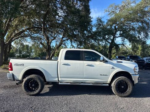 Used 2022 RAM 2500 Laramie AWD/4WD image 6