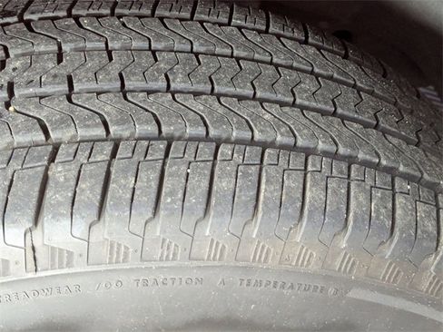 Used 2020 Chevrolet Silverado 1500 RST w/ All-Star Edition image 9