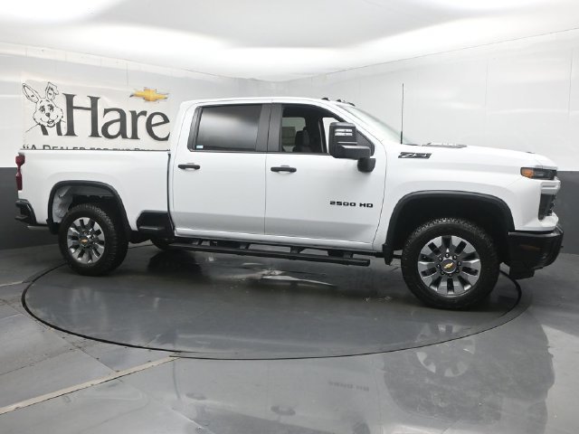 New 2026 Chevrolet Silverado 2500 Custom w/ Custom Value Package AWD/4WD image 1