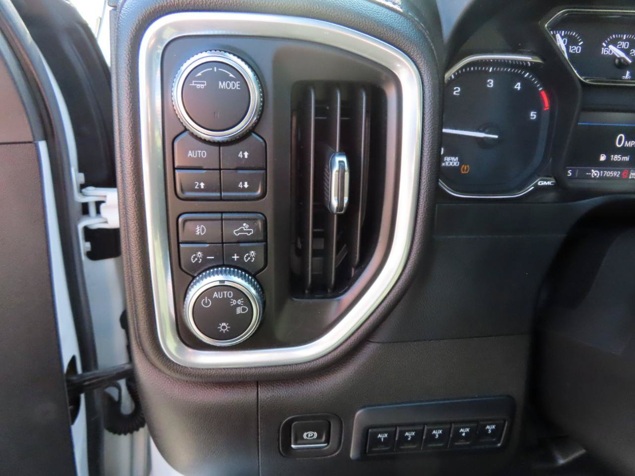 Used 2022 GMC Sierra 2500 SLE w/ SLE Convenience Package AWD/4WD image 33
