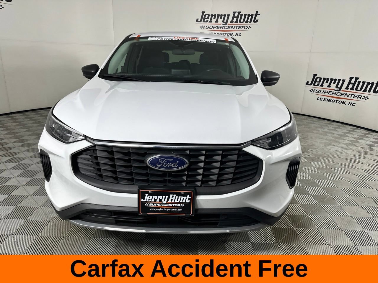 Used 2025 Ford Escape Active AWD/4WD image 3