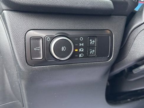 Certified 2023 Ford Escape Platinum w/ Premium Technology Package image 18