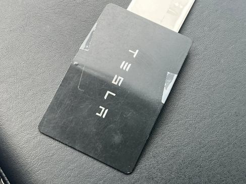 Used 2021 Tesla Model 3 Standard Range Plus image 23