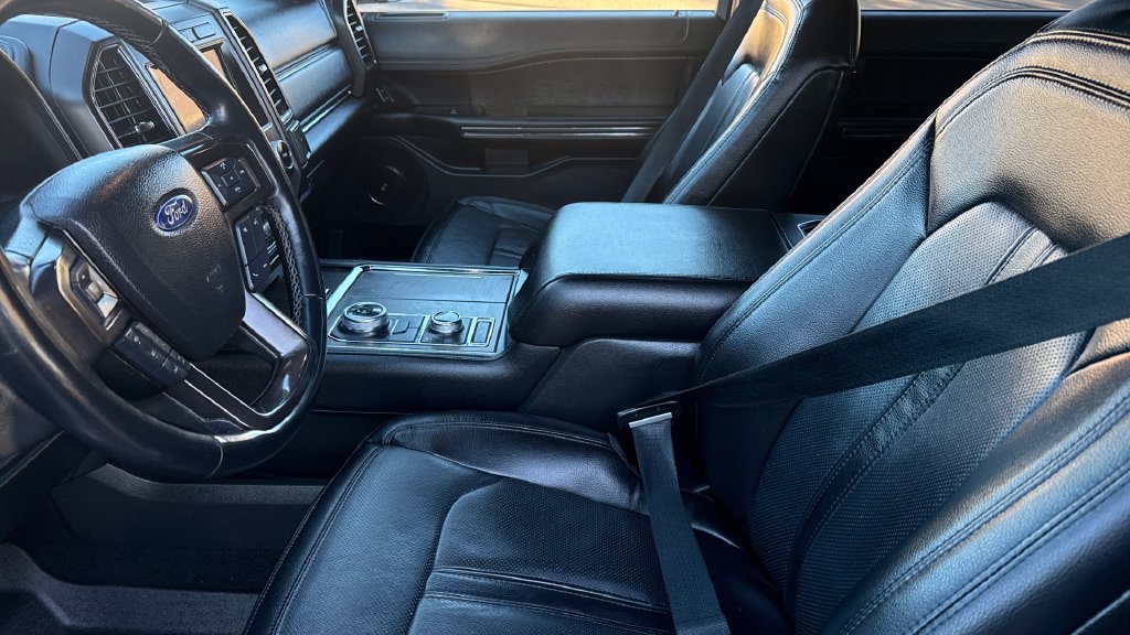 Used 2021 Ford Expedition Max Limited AWD/4WD image 9