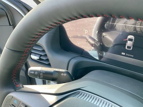 New 2026 Nissan Sentra SR w/ SR Premium Package FWD image 23