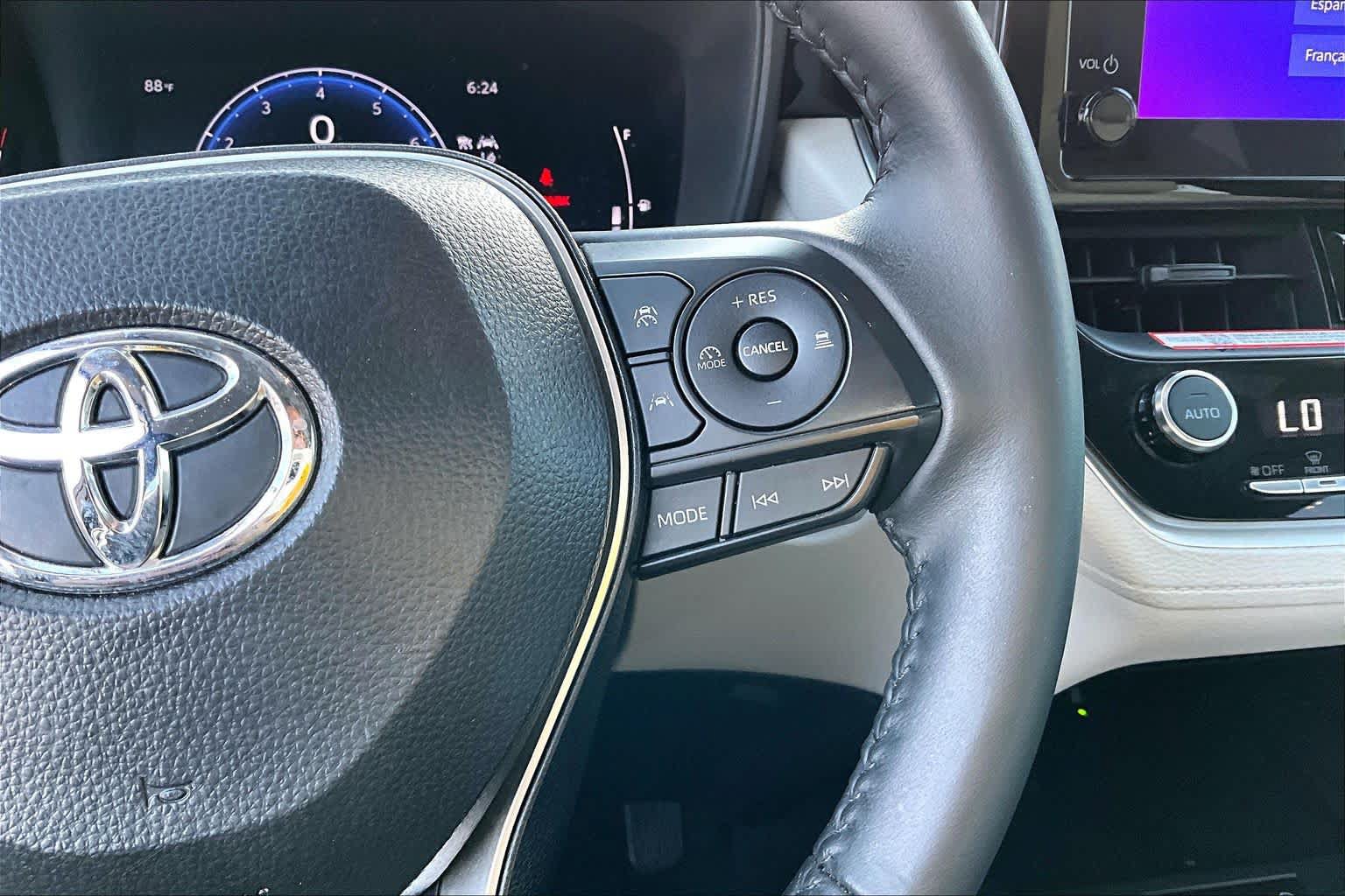 Certified 2026 Toyota Corolla Cross LE FWD image 25