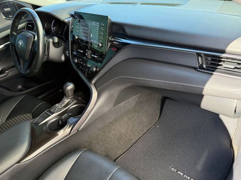 Certified 2023 Toyota Camry SE image 33