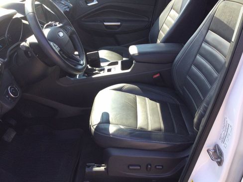 Used 2018 Ford Escape Titanium AWD/4WD image 20