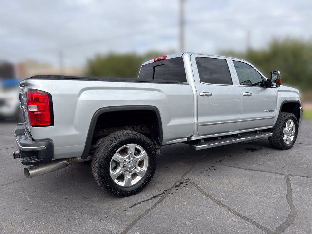 Used 2019 GMC Sierra 2500 SLT w/ Duramax Plus Package AWD/4WD image 5