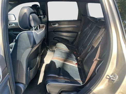 Used 2014 Jeep Grand Cherokee Overland w/ Advanced Technology Group image 25