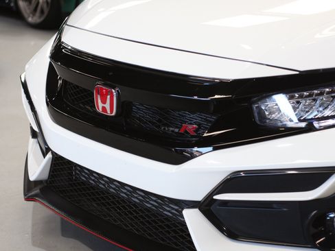 Used 2020 Honda Civic Type R image 6