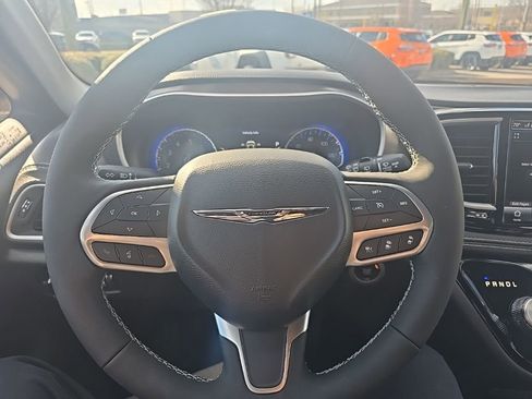 New 2026 Chrysler Pacifica Select FWD image 13