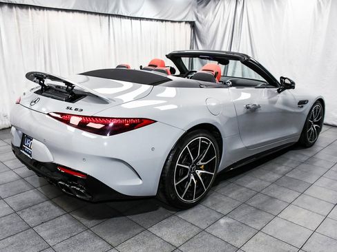 Used 2022 Mercedes-Benz SL 63 AMG 4MATIC w/ Driver Assistance Package image 7