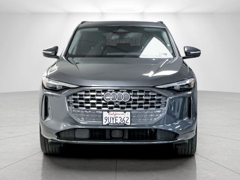 Used 2025 Audi Q5 Premium Plus w/ Premium Plus image 8