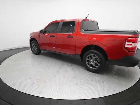 Used 2022 Ford Maverick XLT image 12