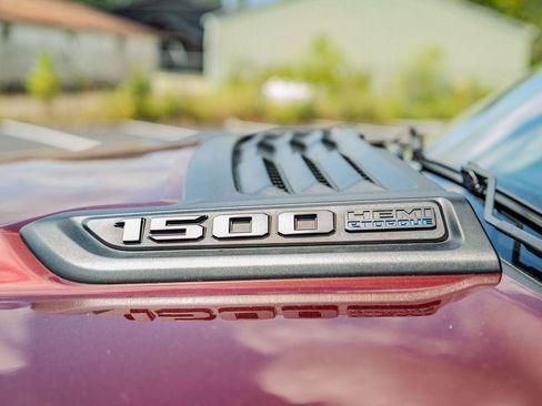 Used 2022 RAM 1500 Rebel AWD/4WD image 11