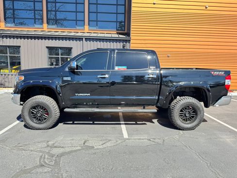 Used 2016 Toyota Tundra SR5 w/ SR5 Upgrade Package image 2