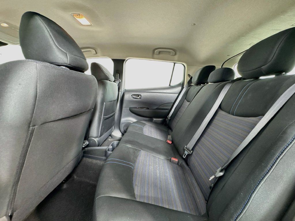 Used 2025 Nissan Leaf S FWD image 14