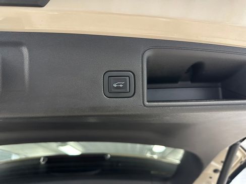 Certified 2022 GMC Terrain AT4 w/ Infotainment Package II image 28