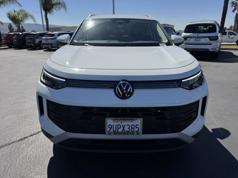 Certified 2025 Volkswagen Tiguan S AWD/4WD image 6