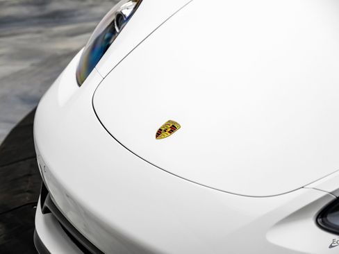 Used 2019 Porsche 718 Cayman GTS RWD image 35