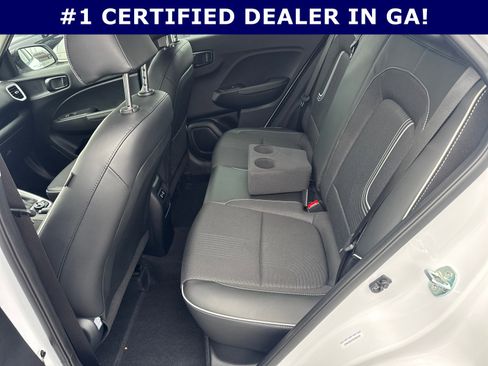Certified 2025 Hyundai Venue Limited image 20