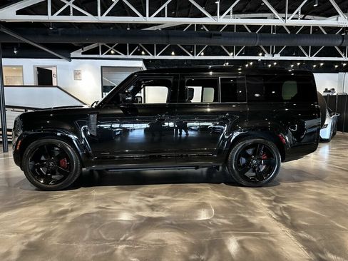 Used 2024 Land Rover Defender 130 X AWD/4WD image 2
