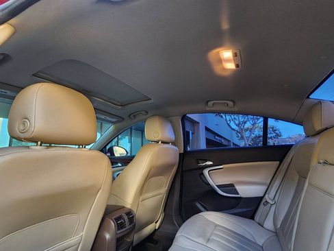 Used 2017 Buick Regal Sport Touring FWD image 23