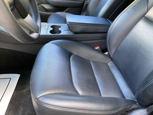 Used 2022 Tesla Model 3 Long Range image 24