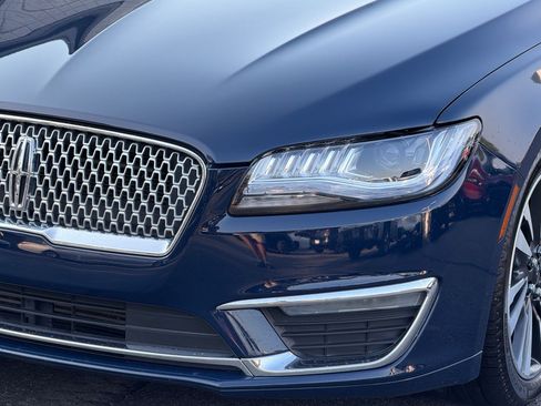 Used 2018 Lincoln MKZ Reserve w/ Climate Package FWD image 12