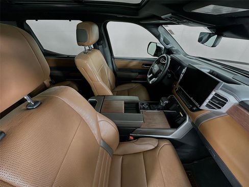 Used 2023 Toyota Tundra 1794 Edition image 28