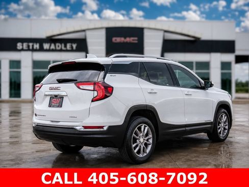 Certified 2024 GMC Terrain SLT AWD/4WD image 65