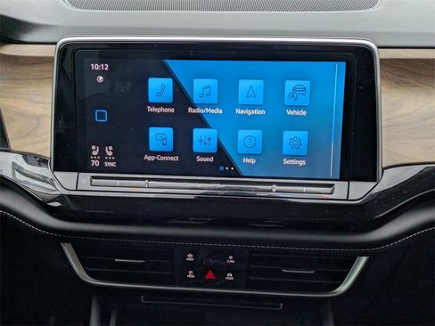 Used 2025 Volkswagen Atlas SE w/ Panoramic Sunroof Package image 21