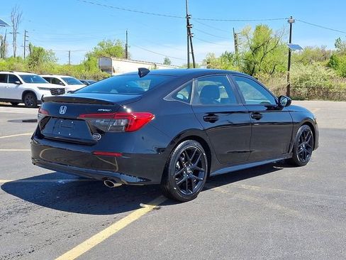 Used 2024 Honda Civic Sport image 6